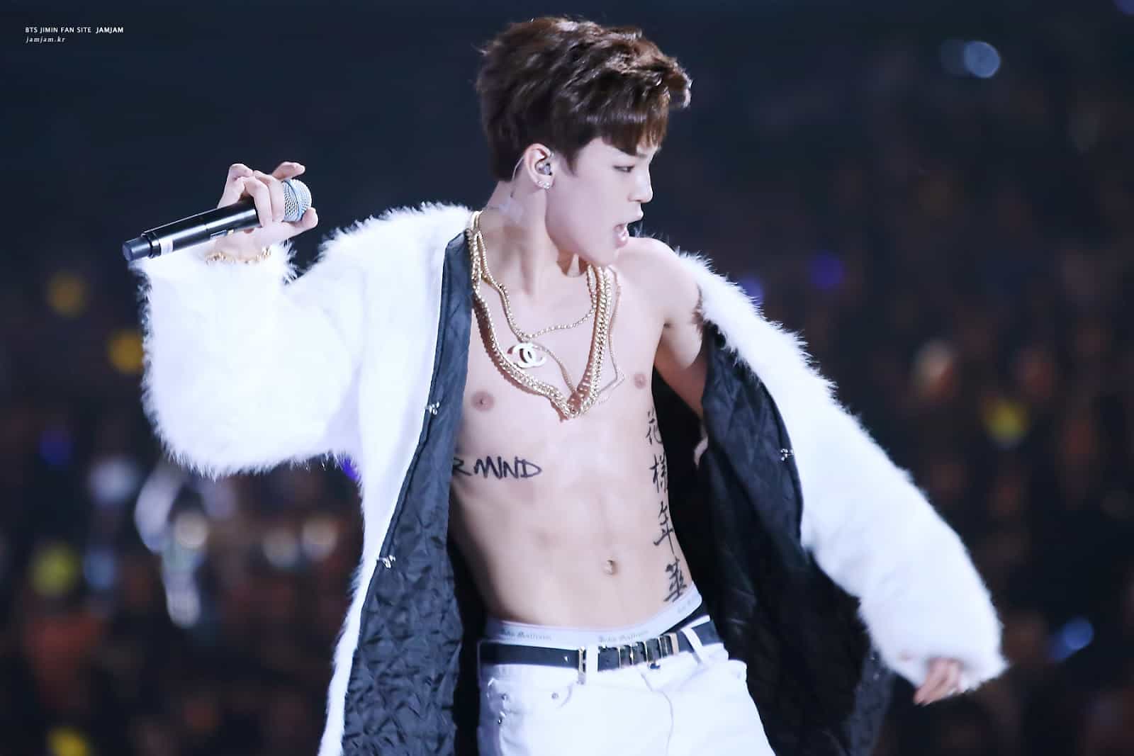 HOT] KPOP Idols With Abs That Will Make Your Heart Flutter - Kimchislap.com