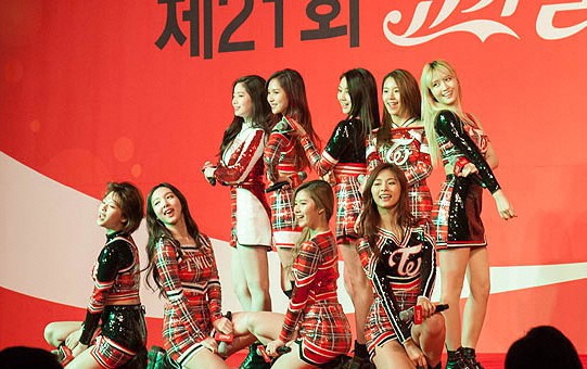 TWICE Rank 3rd On 40 Coolest Coordinated Girl Group Outfits