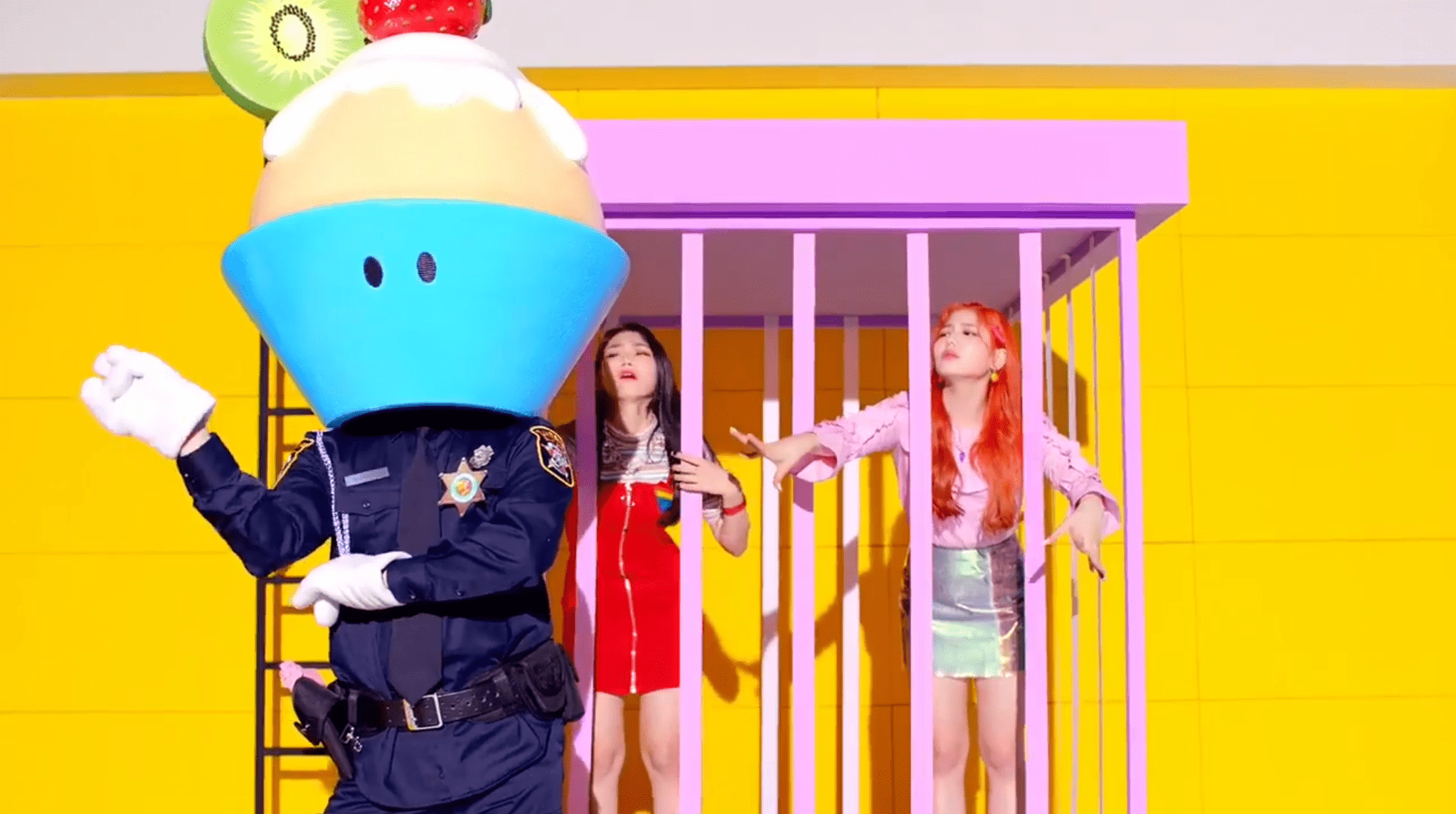 Gugudan 5959 Ice Chu debut MV Ice Cream man photo gugudan in jail Gugudan 5959 debut 2017 Ice Chu