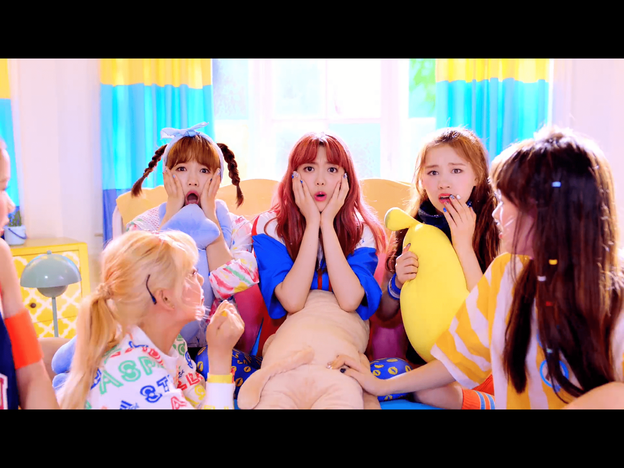 Weki Meki I Don't Like Your Girlfriend MV Weki Meki Debut 2017