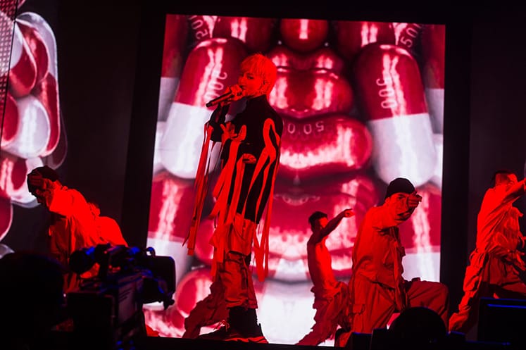 G-DRAGON Europe Tour Act III M.O.T.T.E
